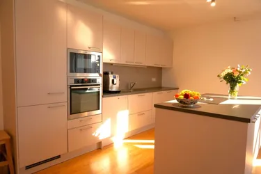 Neuwertige 3 - Zimmer Wohnung mit großem Balkon, Lift und Tiefgarage im Zentrum Mondsee - Komfort in Top-Lage!