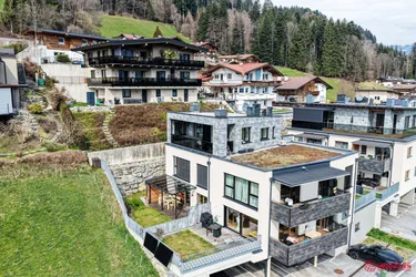 Hochwertige Maisonette-Wohnung mit Terrasse