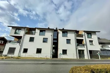 3-Zimmer-Penthousewohnung mit Dachterrasse im Herzen von Mötz zu verkaufen!