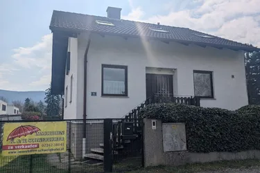 Kleines Einfamilienhaus mit großem Garten in Wolfpassing zu verkaufen