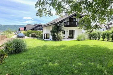 Im grünen Süden Salzburgs - Extravagante Doppelhaushälfte in Anif