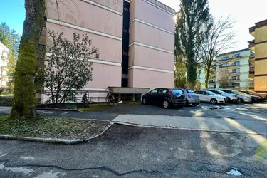 Expose PKW Freistellplatz für Kleinwagen / Motorräder zur Miete - Parsch