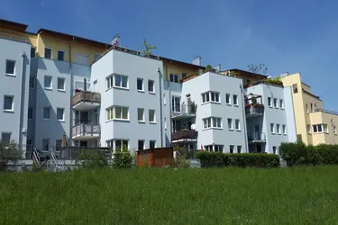 ST. PÖLTEN XI, Geschäftsräumlichkeit, 1 (Parkplätze 1,2,3,22,23 enthalten), 1000/00010490/00002001