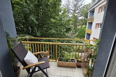 Westseitige Balkonwohnung mit toller Raumanordnung in Hofruhelage