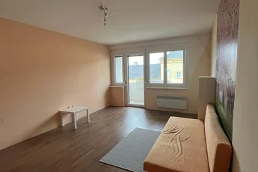 Nette Wohnung mit Balkon und eigenem Parkplatz in Pottendorf!