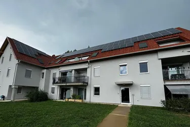 ZEHENSDORF - NEUBAU - Klimatisierte 2-ZIMMER-WOHNUNG - BALKON