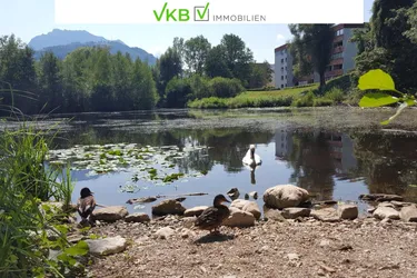 IDYLLISCHE GMUNDNER RANDLAGE MIT BERGPANORAMA