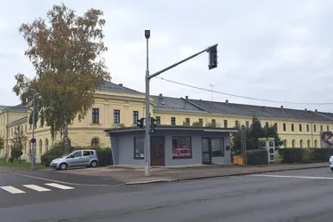 Wels Zentrum: Verkaufskiosk, ehemalige Trafik (Superprädifikat) in frequentierter Lage zu verkaufen!