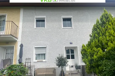 Pulgarn bei Linz: Hausanteil mit Garten und Garagen – ländliches Flair