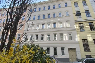 GENERLSANIERTE 2-Zimmer Wohnung in aufstrebender Lage
