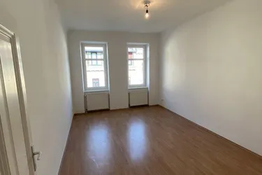 LICHTDURCHFLUTET: 2-Zimmer Wohnung in aufstrebender Lage