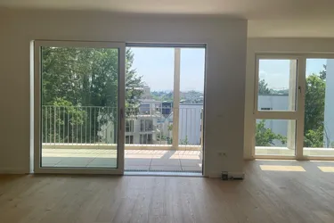 EXKLUSIVE Traumwohnung in Grünruhelage 5 Zimmer, 2 Bäder, 2 Balkone | DREAM Apartment in a Quiet Green Location – 5 Rooms, 2 Bathrooms, 2 Balconies |ЭКСКЛЮЗИВНАЯ квартира мечты в тихом зелёном районе – 5 комнат, 2 ванные комнаты, 2 балкона