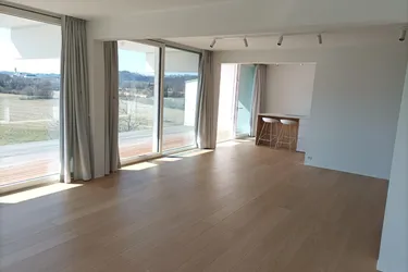 Expose Moderne Penthouse-Wohnung in Aussichtslage