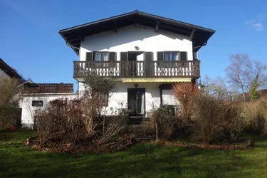 Expose Einfamilienhaus in Aussichtslage- auch Zweitwohnsitz geeignet