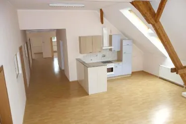 Ruhige Büro-Oase im Grünen- provisionsfrei