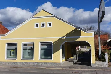 Modernes Stadthaus in Stoob, 5 Zimmer