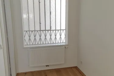 Helles Büro U4 Schönbrunn
