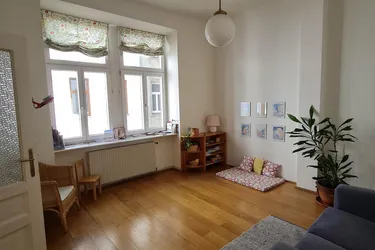 Praxis gleich bei der U4 Schönbrunn