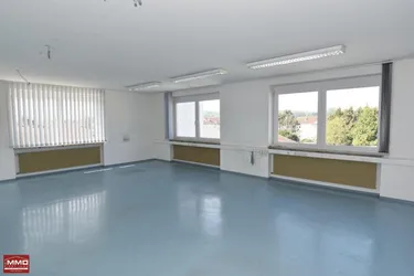 Helles Büro zum WAHNSINNSPREIS!