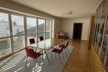 ca. 225 m²repräsentative Büroräumlichkeiten in Zentrumsnähe mit Parkplätzen zu vermieten