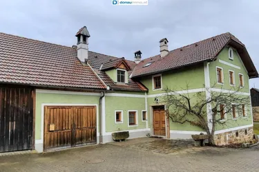 Expose Liebevoll renoviertes Haus in lockerer Dorfrandlage im Waldviertel!