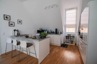 EXKLUSIV. LICHTDURCHFLUTET. BESONDERS. 13413