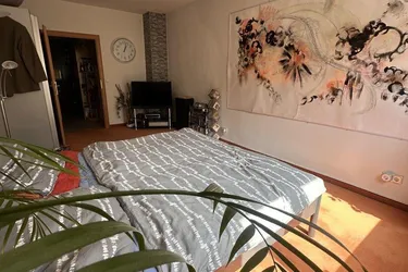 LICHTDURCHFLUTETES, VOLLMÖBLIERTES WOHNUNGSEIGENTUM IN ABSOLUTER RUHELAGE - TOPLAGE MEIDLINGER FUSSGÄNGERZONE