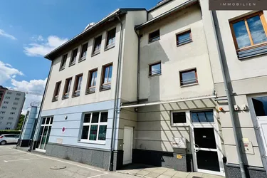 + + + Stellplätze + + + Praktische BÜROFLÄCHE ca. 56 m² + + + St. Pölten + + + NÄHE TRAISENPARK + + +