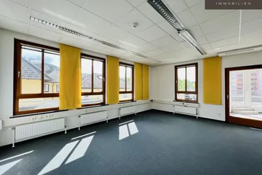 Expose + + + St. Pölten + + + Funktionale Bürofläche ca. 235 m² mit TERRASSE und Wintergarten + + +