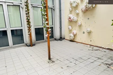 | GESCHÄFTSFLÄCHE DIREKT AN DER MARIAHILFER STRASSE | UNMITTELBARE U-BAHN NÄHE