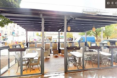 SPÄZIALITÄTENRESTAURANT IM VOLLBETRIEB