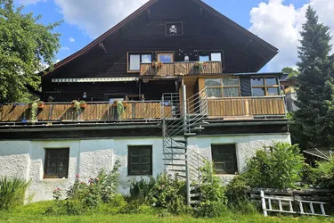 Einfamilienhaus mit Charme &amp; großem Garten – Toplage in Taxenbach