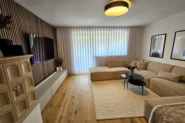 Wohnen mit Charme und Ausblick – 3-Zimmer-Wohnung in Bruck an der Großglocknerstraße