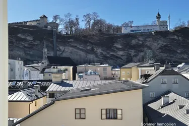 Altstadtjuwel in der Festspielstadt Salzburg – Rooftop Wohnung mit einzigartigem Ausblick