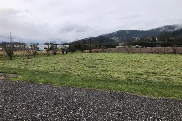 Industriegrundstück noch ca.1.500m2 verfügbar , teilbar , im Gewerbegebiet St.Andrä zu vermieten !