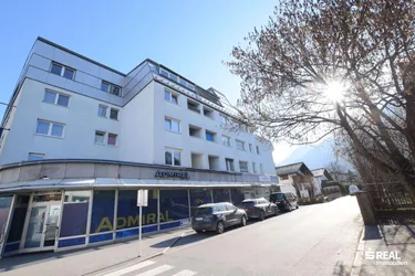 Expose Große und sonnige 3-Zimmer-Wohnung in Telfs Zentrum