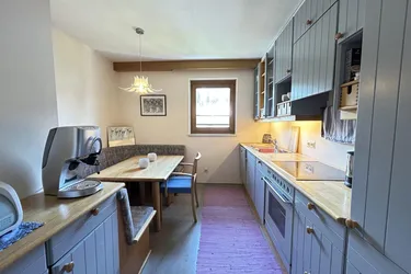 Brixlegg: Charmante 3,5-Zimmer-Wohnung mit Tiefgarage und Balkon