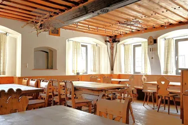 Historische Gaststube im Herzen von St. Georgen im Attergau