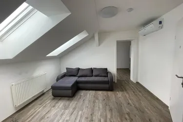 All inklusive Miete klimatisierte Dachgeschoßwohnung in Ybbser Top Lage!