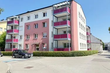 Eigentumswohnung Balkon in komplett saniertem Wohnhaus!
