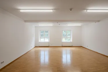 Platz für Kreativität: Kleinbüro in Dornbirn Steinebach