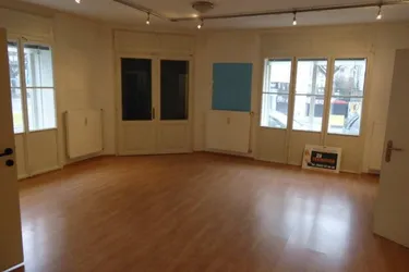 Zentral gelegenes großzügiges Büro/Praxis in Andräviertel