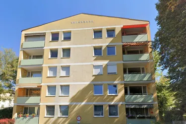 Salzburg, Riedenburg - schöne, helle 3-Zimmer-Wohnung mit Balkon