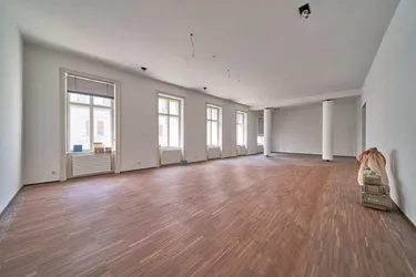 Repräsentatives Büro - Altbau- in Bestlage der Innenstadt – 278 m² - 7 Zimmer, im 3. Stock mit Lift