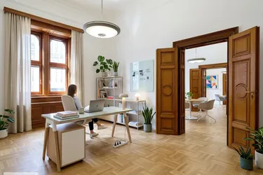 PRÄCHTIGES ALTBAUBÜRO /// SOFORT EINZUGSBEREIT