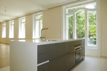 Großzügige Luxusaltbauwohnung mit Stil