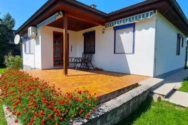 1A Einfamilienhaus auf 2132m² Eigengrund inkl. 1000m² Bauplatz
