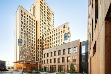 Büro/Praxis/Geschäftsflächen ab 350m2 direkt an der U2 individuell gestaltbar mit Terrasse! Ab sofort verfügbar!