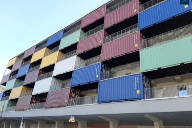 Smart City Süd - Perfekt gelegen: Großzügiges Büro/Praxis mit Balkon zu vermieten