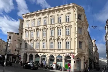 Klimatisiertes Altbaubüro mit ca. 207 m² direkt am Linzer Taubenmarkt - 1 Monat mietfrei